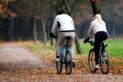 cycling_autumn.jpg cycling_autumn.jpg